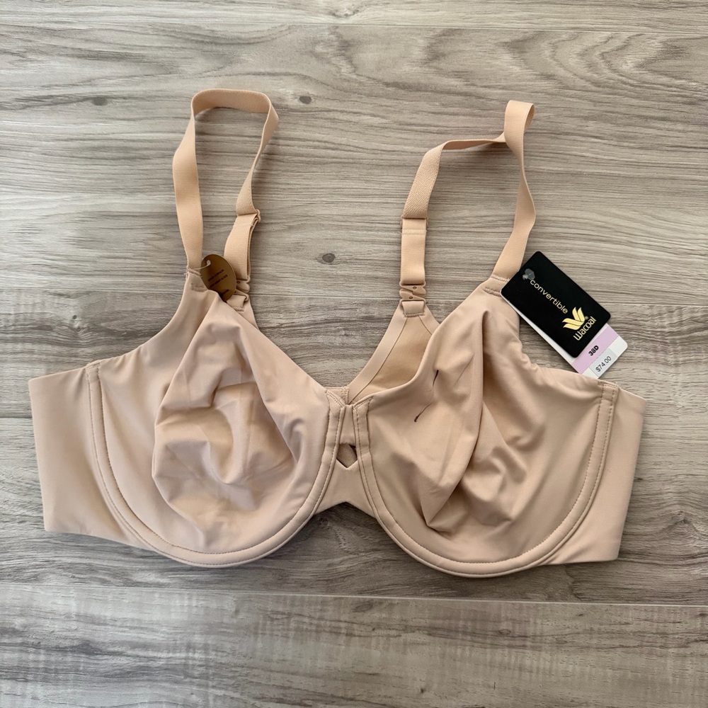 Wacoal Women's Underwire Bra in Nude